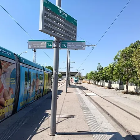 Close To And 15 Mints To La Rambla By Tren Lejlighed *